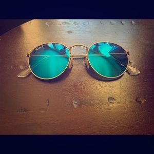 Ray band sunglasses.